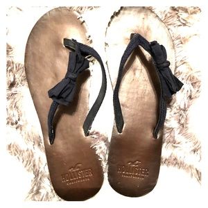 Hollister leather flip flops